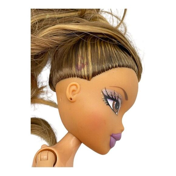 Vintage Bratz Yasmin Doll Purple Lips Brown Eyes 2001 Action Tab Arms NO FEET - Picture 7 of 14